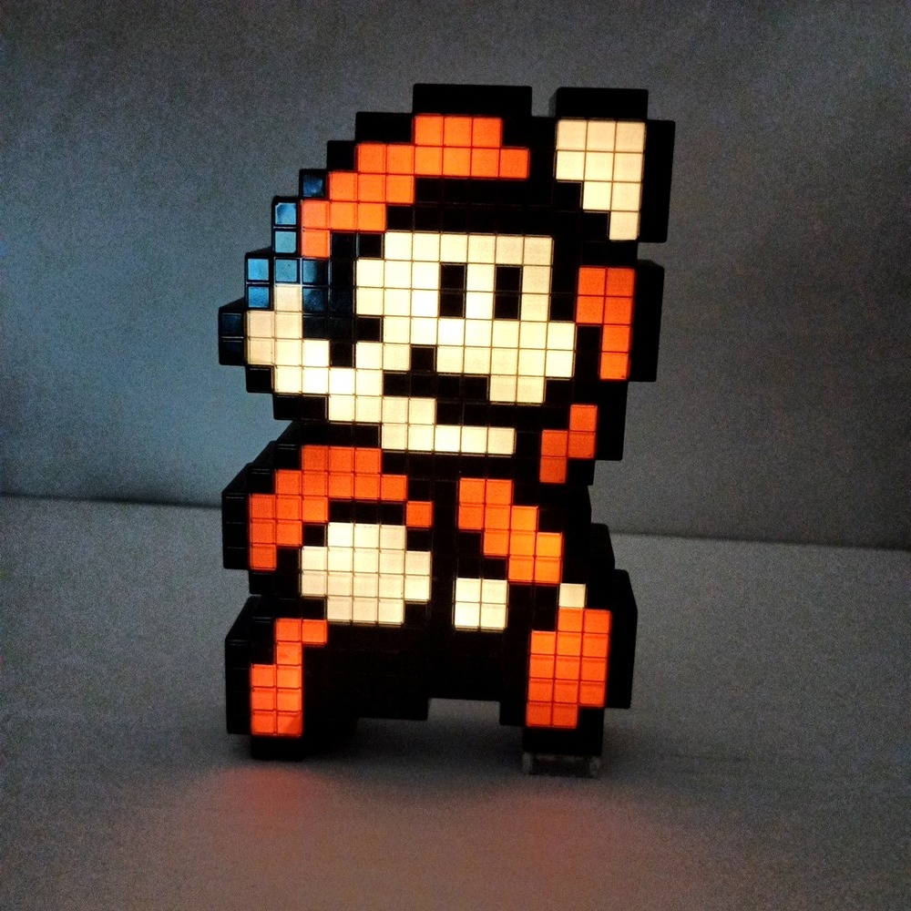 2017 Pixelated Mario Pixel Pals LED Light-Up Decor 5" Tall Working